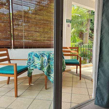 La Perla Holiday Apartments Pereybere Beach Exterior photo