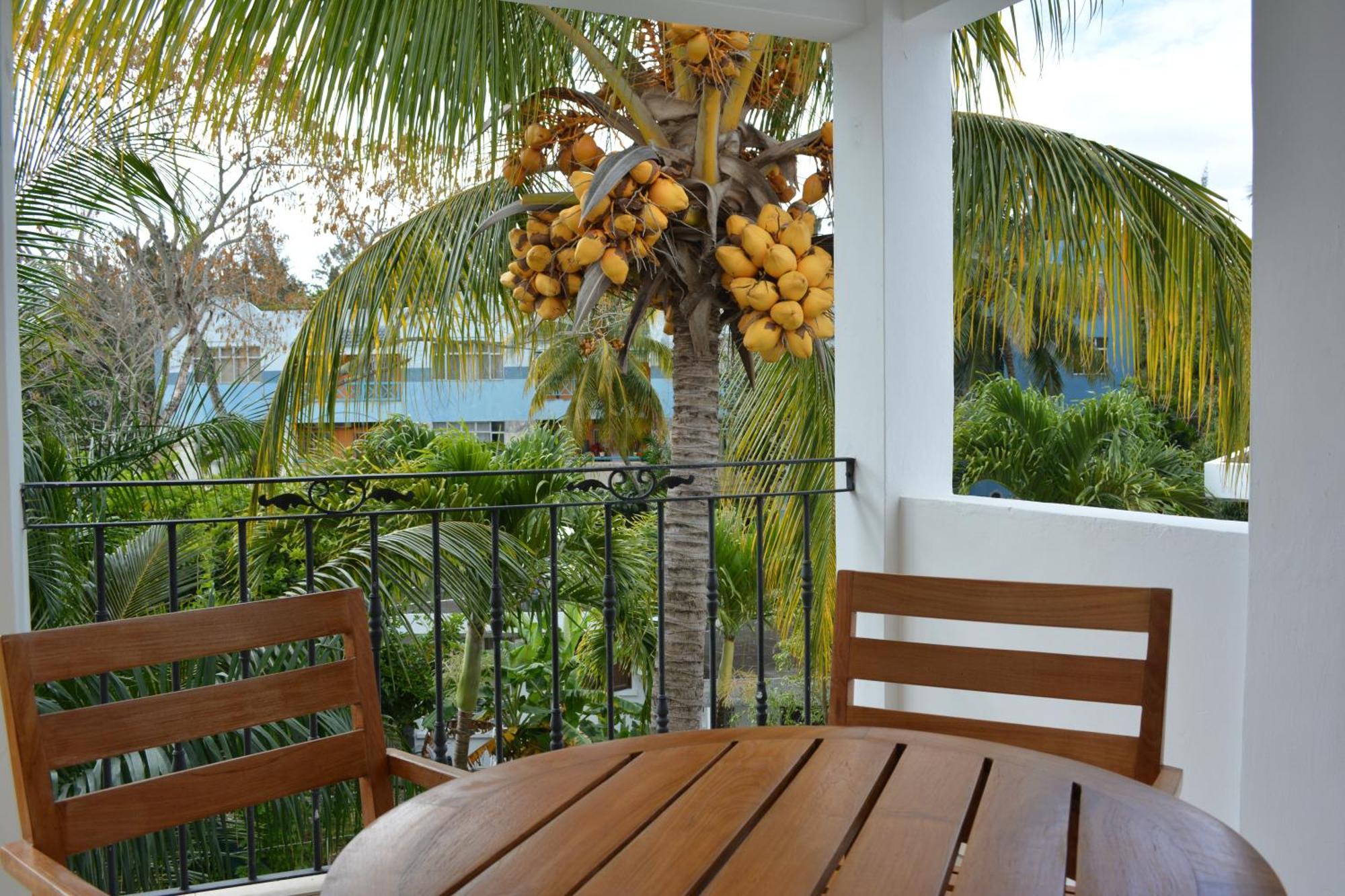 La Perla Holiday Apartments Pereybere Beach Exterior photo