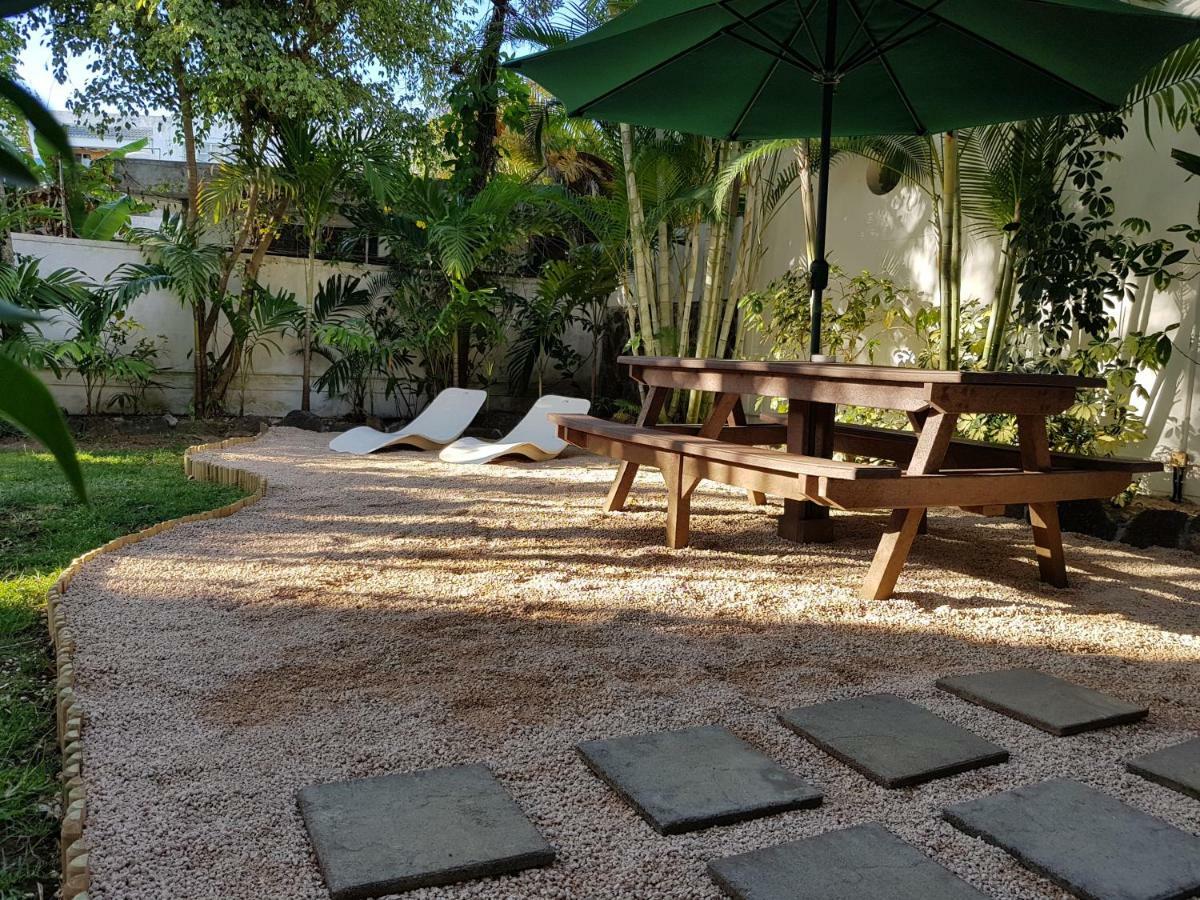 La Perla Holiday Apartments Pereybere Beach Exterior photo